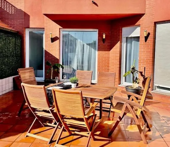 Planta Baja-jardin-parking Apartment *